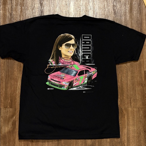 Chase Authentics Other - Danica Patrick men’s XL t-shirt